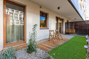 Krasinskiego Comfy Apartament by Renters