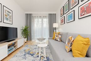 Krasinskiego Comfy Apartament by Renters