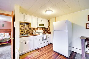 Lake Superior Getaway - Walk to Water!