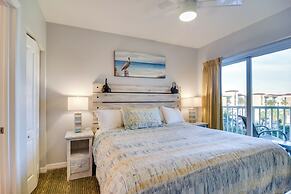 Top-floor Sunset Vistas Condo: Ocean-view Balcony!