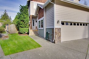 Charming Everett Townhome - 3 Mi to Downtown!