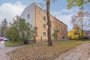 Bright Aapartment Holenderska by Renters