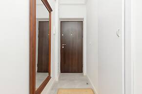 Bright Aapartment Holenderska by Renters