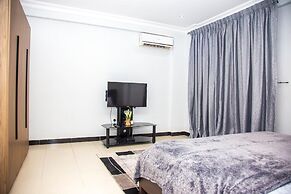 Earls Court Spintex Apartment