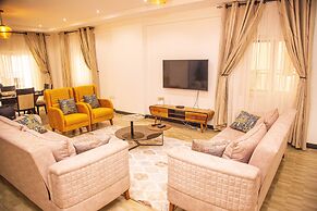 Earls Court Spintex Apartment
