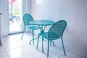 Earls Court Spintex Apartment