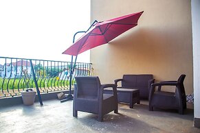 Earls Court Spintex Apartment