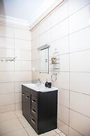 Earls Court Spintex Apartment