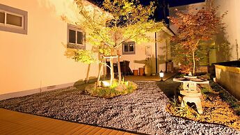 Ducale Garden Hotel 99