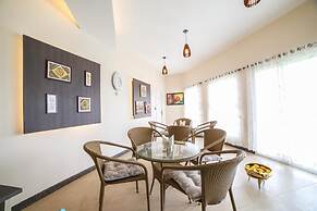 Penta Peak By Indostays