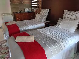 Comrades Oasis Guest House