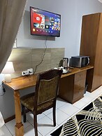 Comrades Oasis Guest House