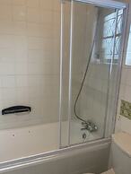 Comrades Oasis Guest House