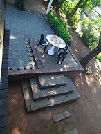 Comrades Oasis Guest House