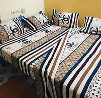 Dexxy's palace hotel