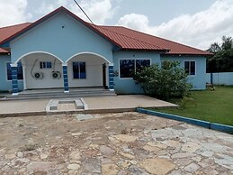 Dexxy's palace hotel