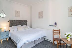 Lovely 2-bed Studio10 in Coventry