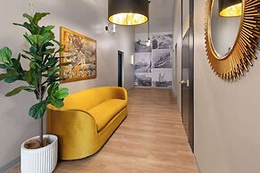 Riverbend Hotel and Suites, Trademark Collection by Wyndham