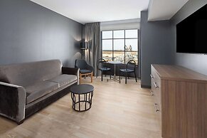 Riverbend Hotel and Suites, Trademark Collection by Wyndham