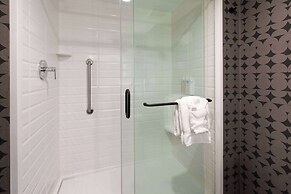 Riverbend Hotel and Suites, Trademark Collection by Wyndham