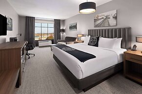 Riverbend Hotel and Suites, Trademark Collection by Wyndham