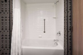 Riverbend Hotel and Suites, Trademark Collection by Wyndham