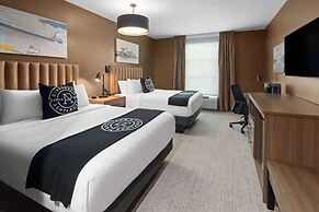 Riverbend Hotel and Suites, Trademark Collection by Wyndham