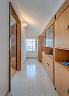 Beachfront apt at Exclusive Location Near Center