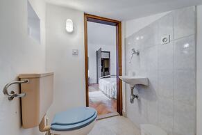 Beachfront apt at Exclusive Location Near Center