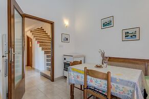 Beachfront apt at Exclusive Location Near Center