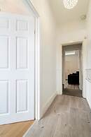 House With Modern Interior, Conveniently Located