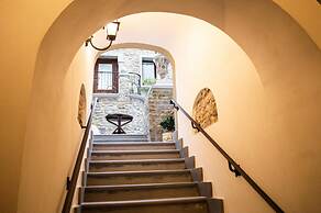 Palazzo Iaquinta - Rooms & Restaurant