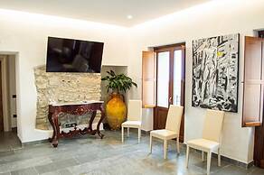 Palazzo Iaquinta - Rooms & Restaurant