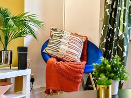 Stunning 3-bed House in Cardiff With Free Parking!