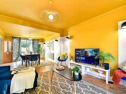 Stunning 3-bed House in Cardiff With Free Parking!