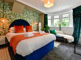 Stunning 3-bed House in Cardiff With Free Parking!