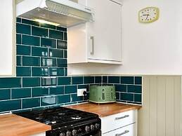 Stunning 3-bed House in Cardiff With Free Parking!