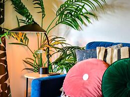 Stunning 3-bed House in Cardiff With Free Parking!