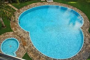Lux Suites Impala Holiday Apartments