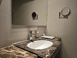 HOTEL DAAYSCO OLEY ALLO