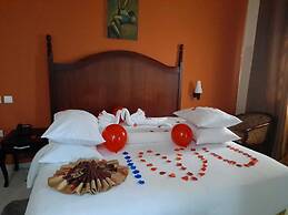 African Hill Hotel & Resort