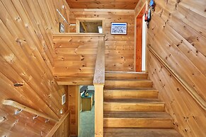 Winding Way Chalet 3 Bedroom Home