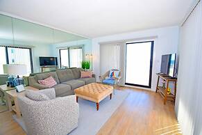 Towers 401 2 Bedroom Condo by RedAwning