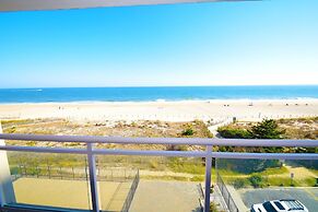 Towers 401 2 Bedroom Condo by RedAwning