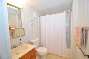 Surfwood 203 2 Bedroom Condo by RedAwning