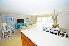 Surfwood 203 2 Bedroom Condo by RedAwning