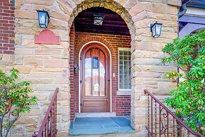 Silver Springs Home: Walk to Downtown!