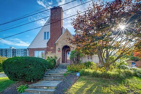 Silver Springs Home: Walk to Downtown!