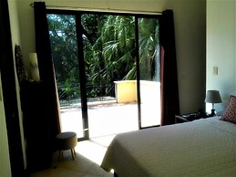 Typical Villa , Swimming Pool, 300 Meters to Langosta and Tamarindo Be