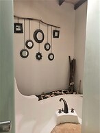 Typical Villa , Swimming Pool, 300 Meters to Langosta and Tamarindo Be